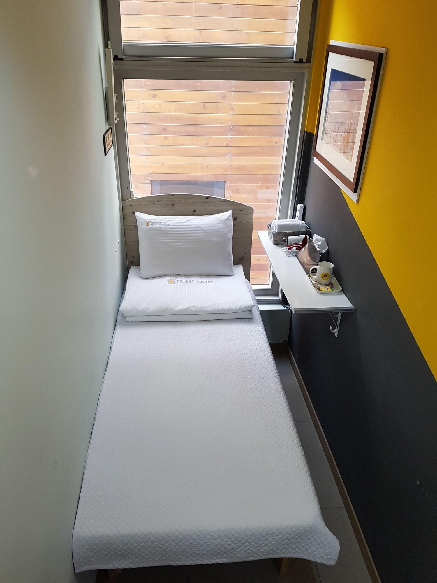 24 Guesthouse Kyunghee University Guest house