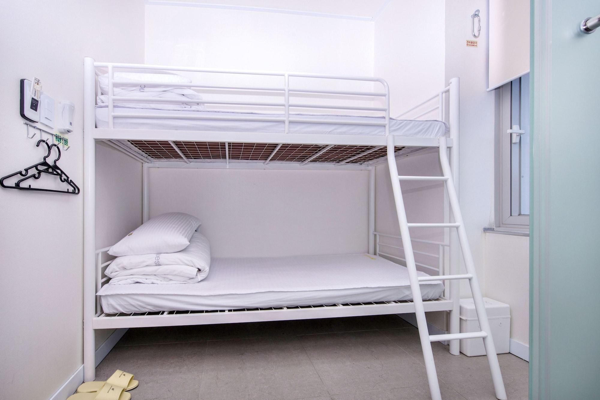 Guest house 24 Guesthouse Kyunghee University 2*