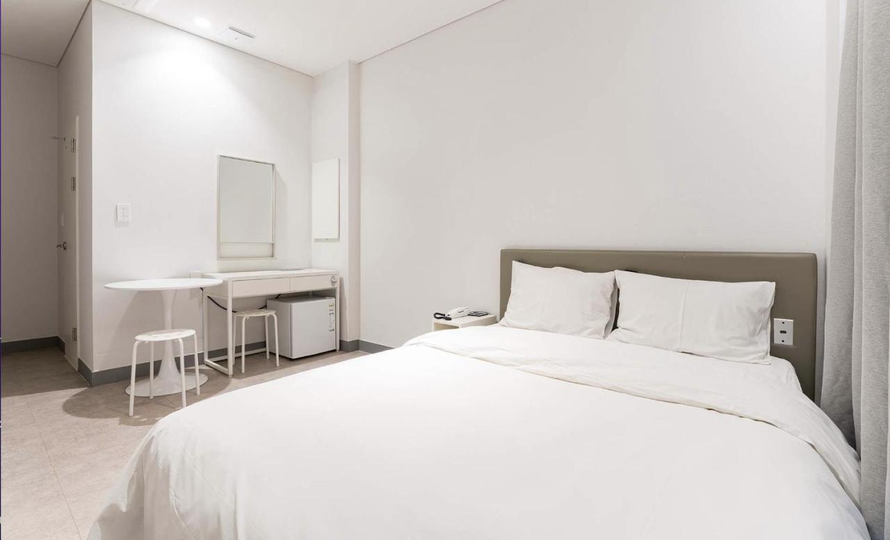 H Avenue Idae Shinchon Hotel