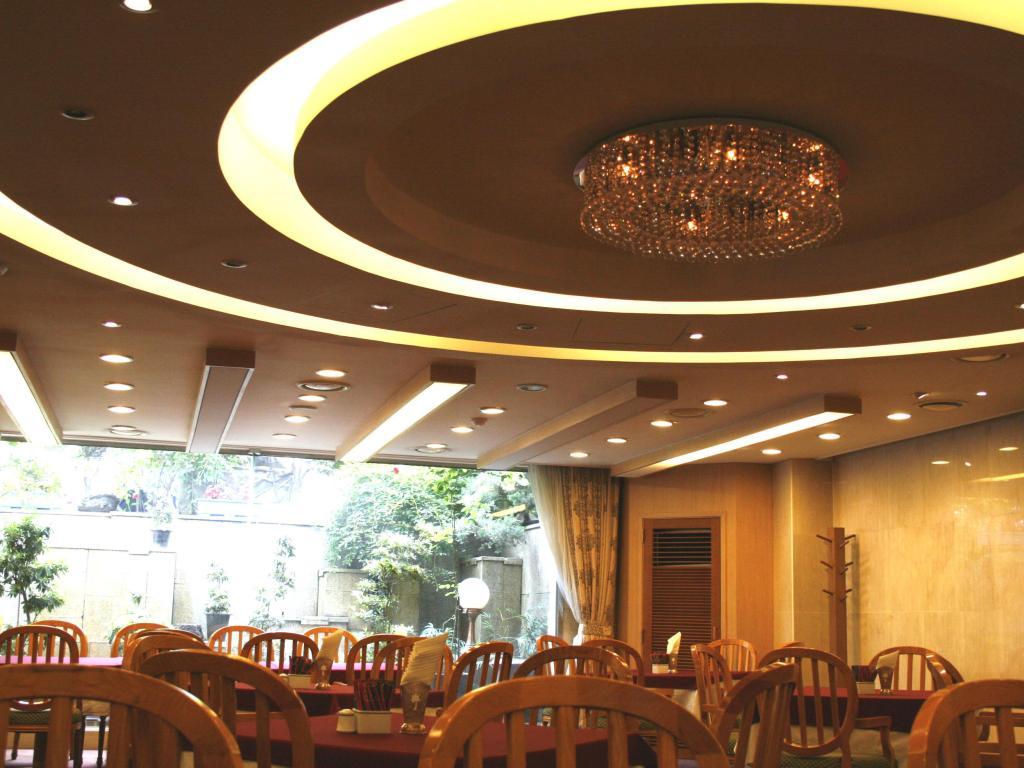 Rex Hotel