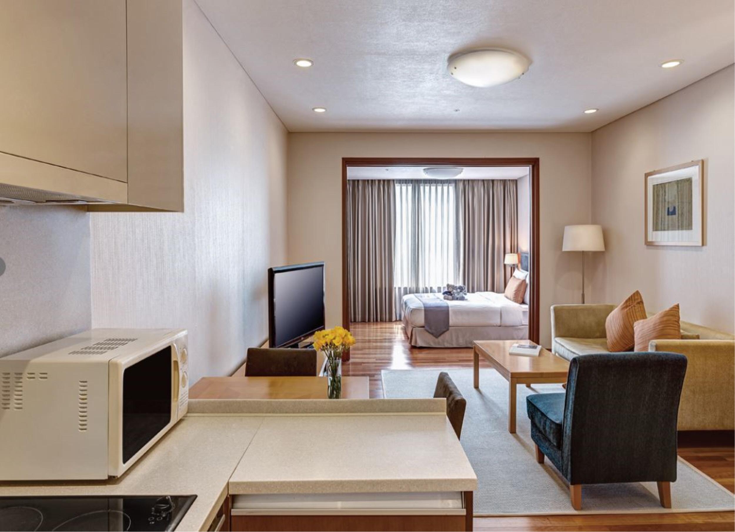 Somerset Palace Apartment