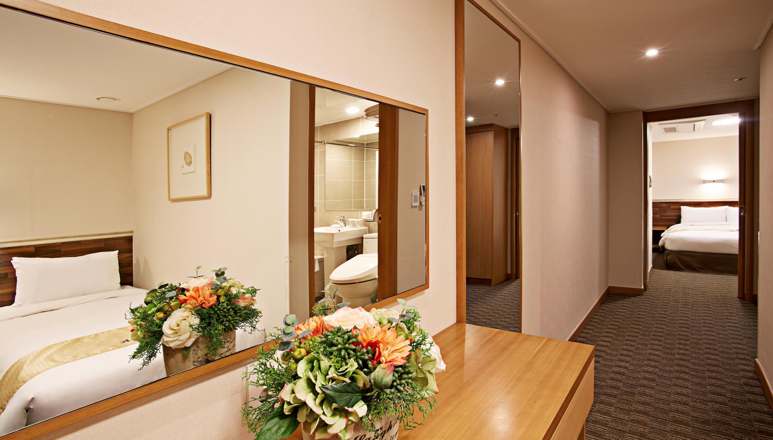Skypark Myeongdong 1