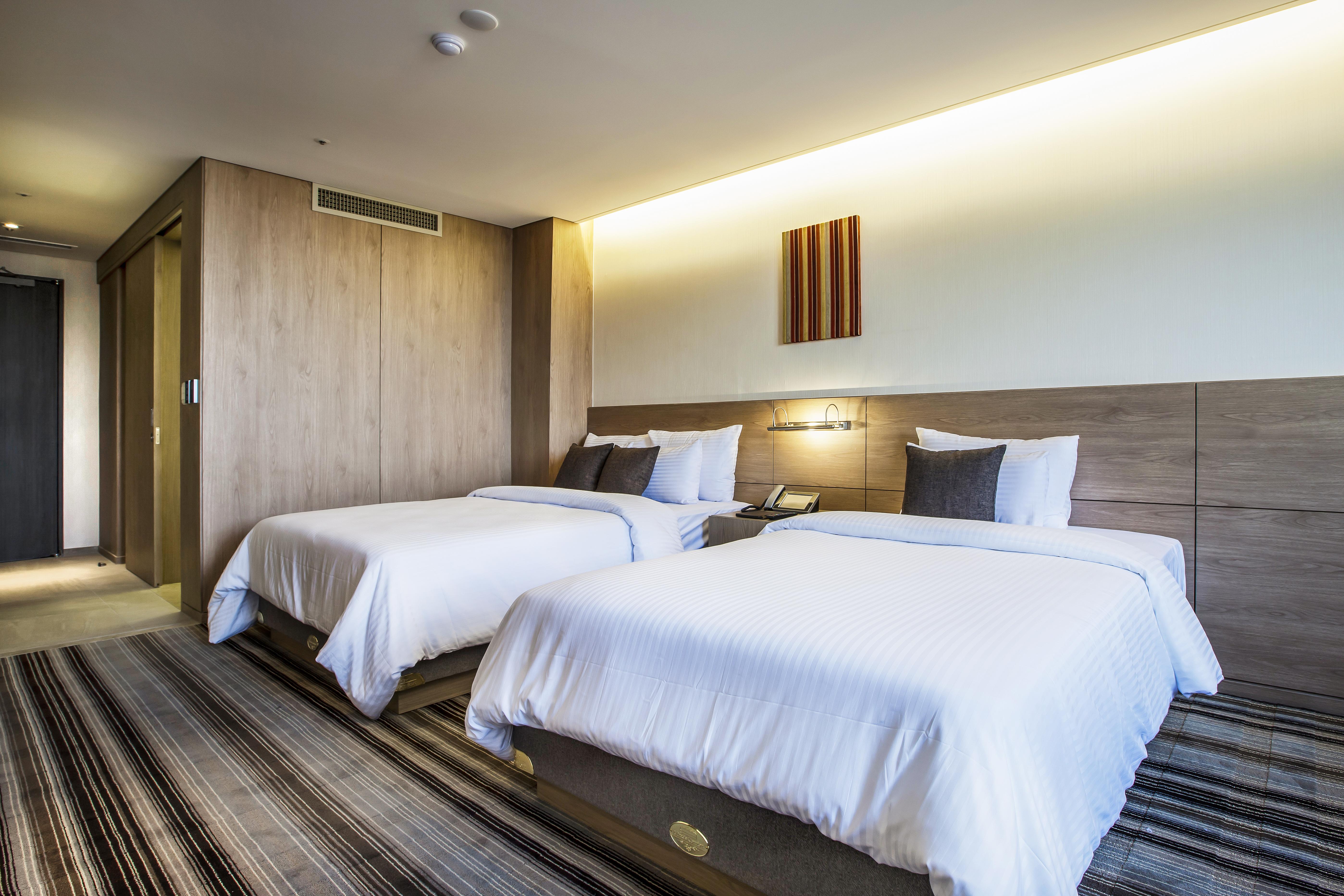 Hamilton Hotel 3*