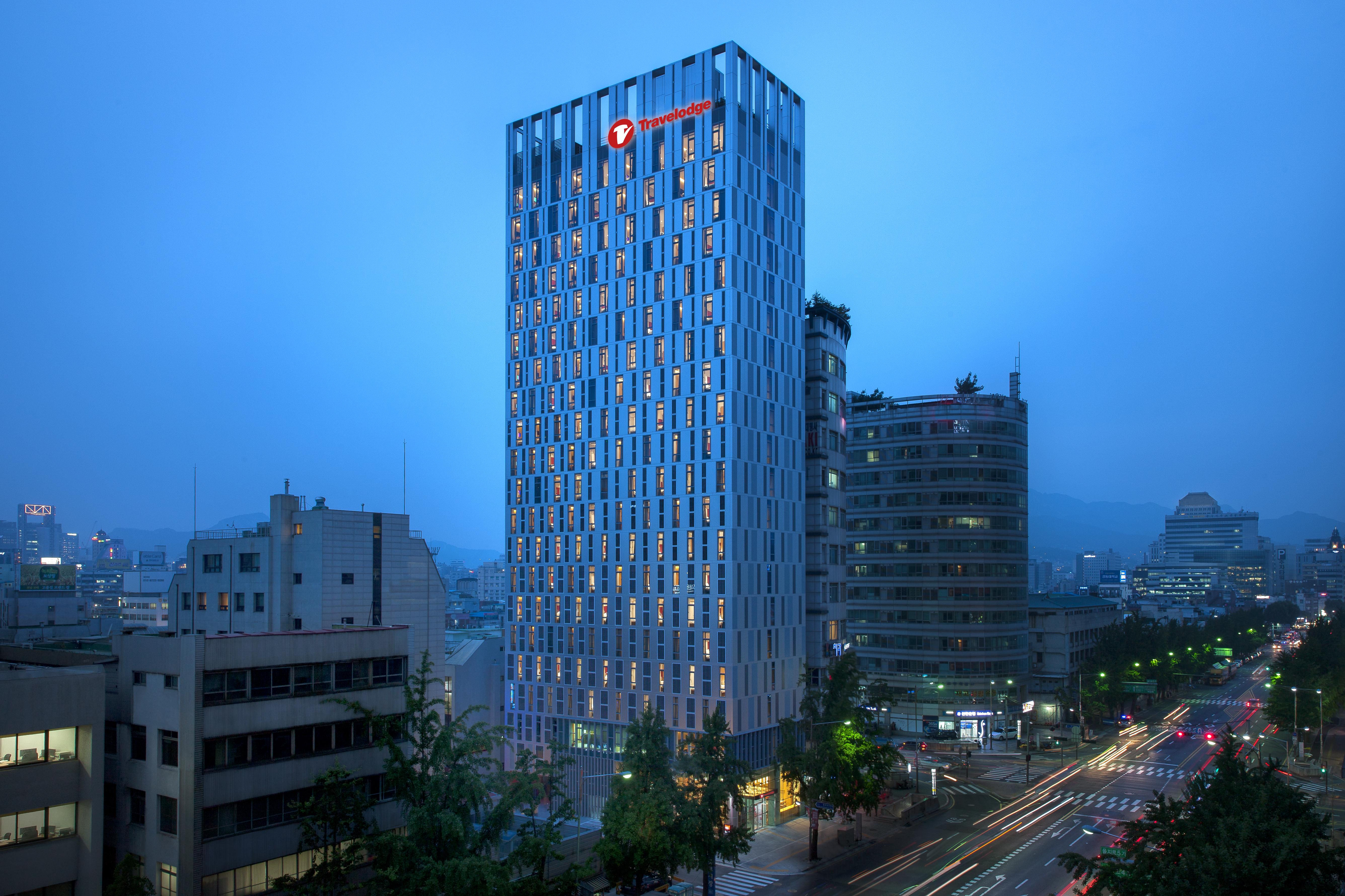 Travelodge Dongdaemun 4*