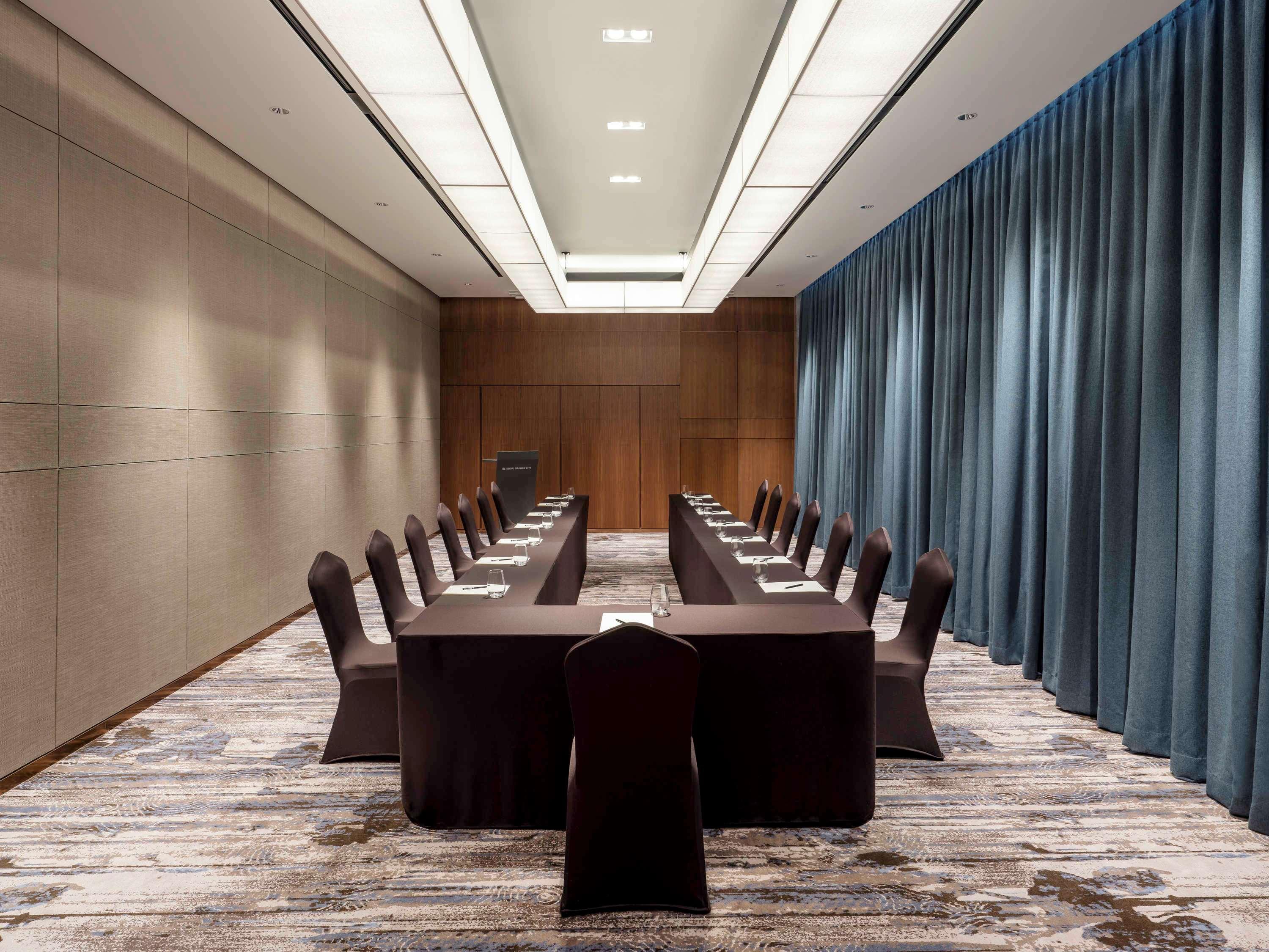 Novotel Ambassador Yongsan Hotel Seul