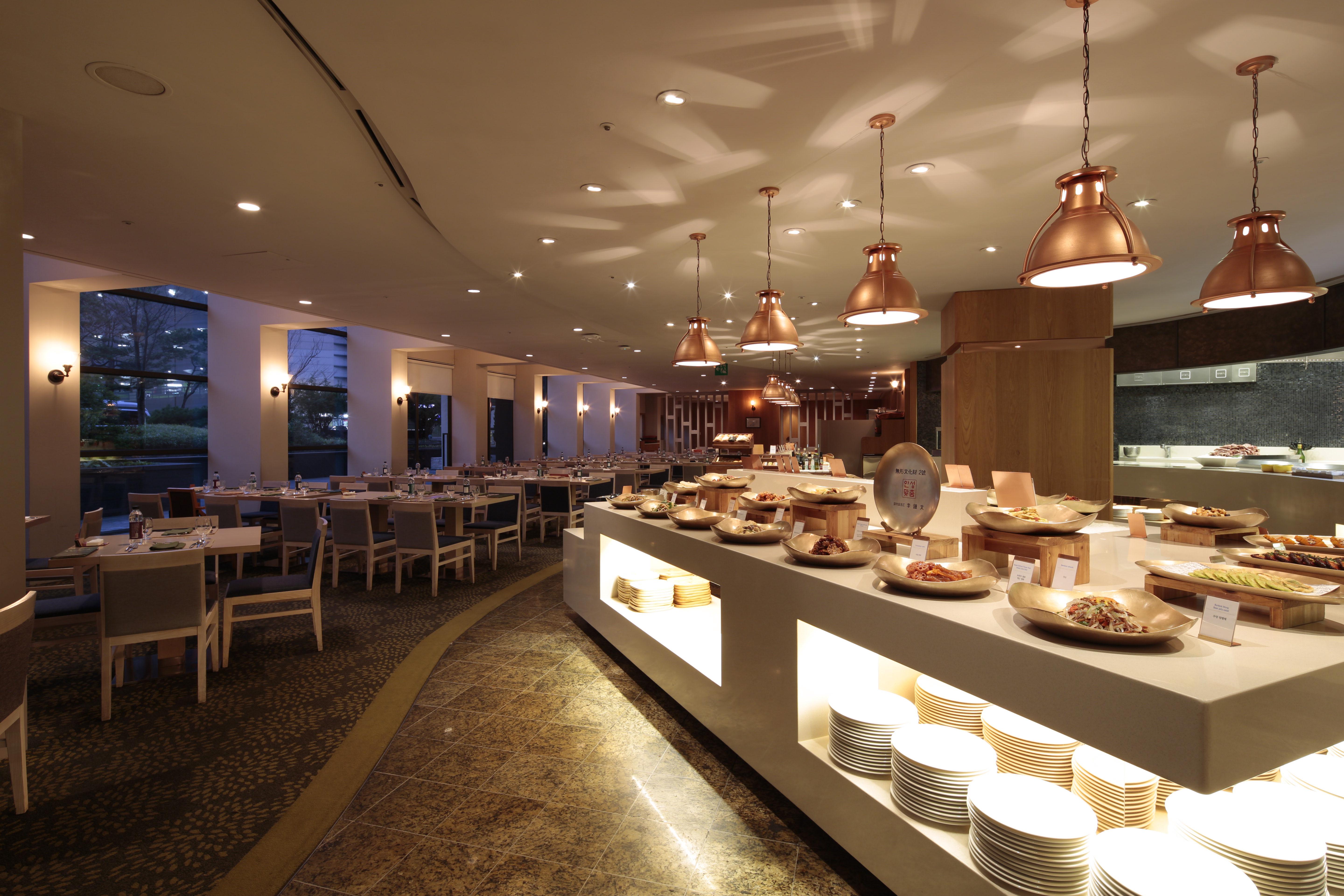 Vista Walkerhill - Formerly W 5*