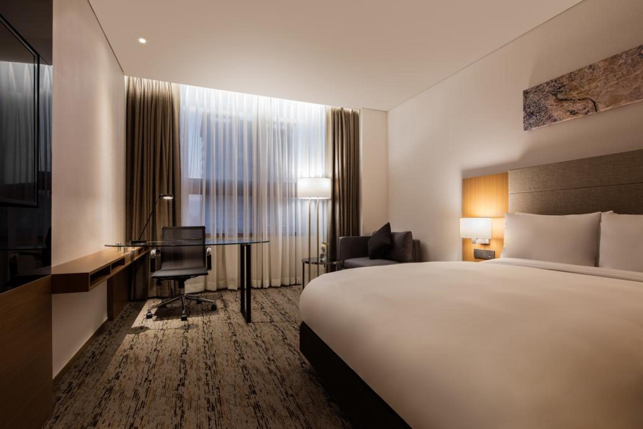 Ramada By Wyndham Sindorim Hotel