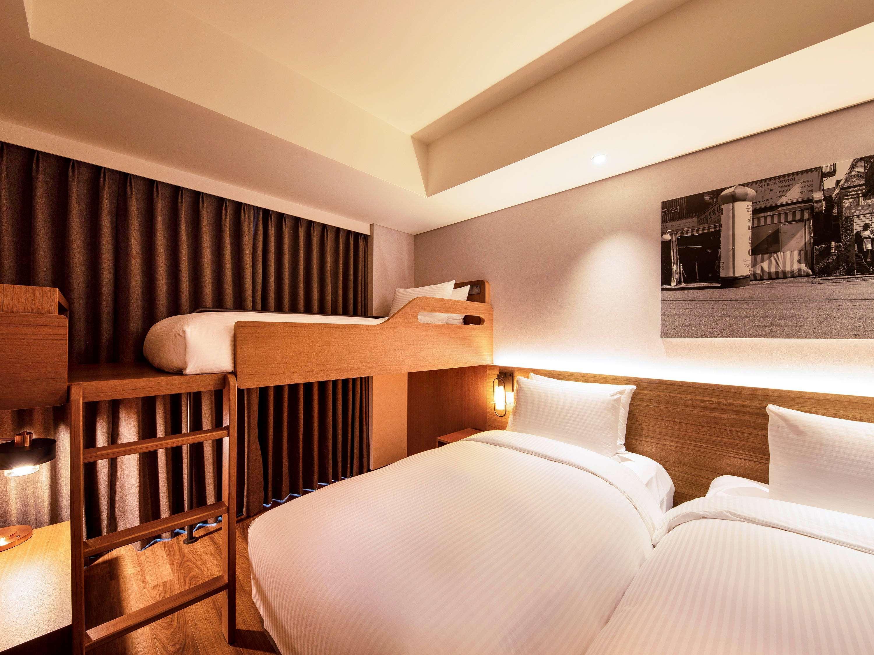 Mercure Ambassador Hongdae Hotel 4*