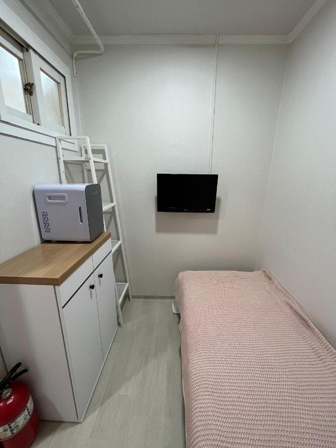 Hostel The Cube House - Female Only *