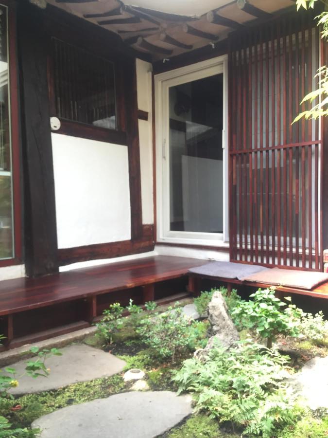 Viva La Vida - Jongno Hanok Private House