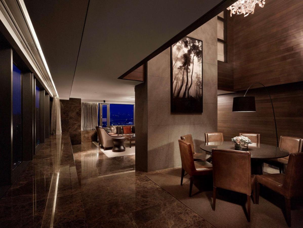 Banyan Tree Club & Spa Hotel