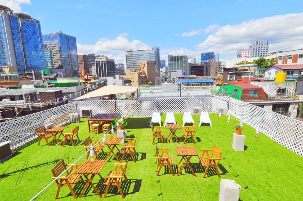 Oyo Rooftop Hotel