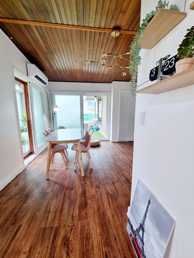 Hongdae Sky View Private Roof Garden House 2br 2qb 1ssb Free Wifi Starbucks Capsule 외국인전용 Villa