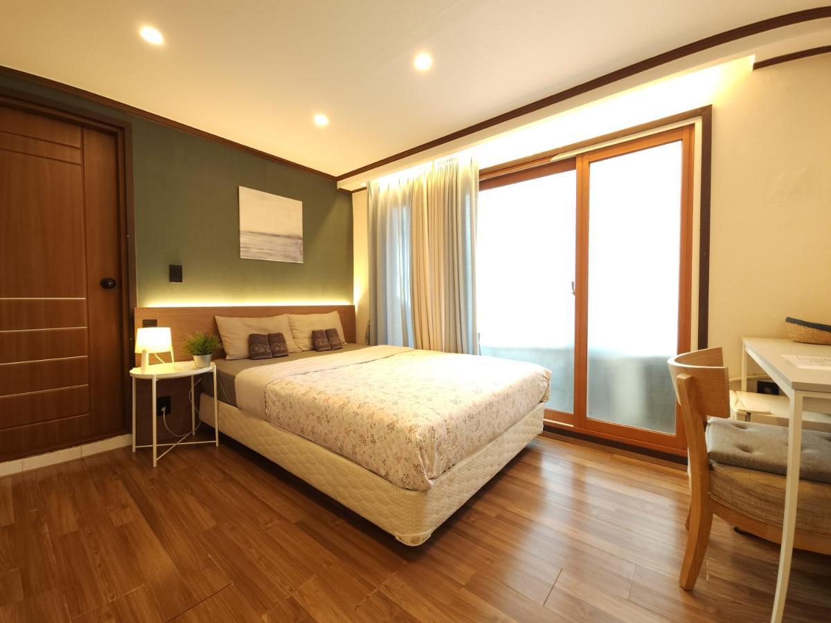 Oyo Rooftop 3* Seoul