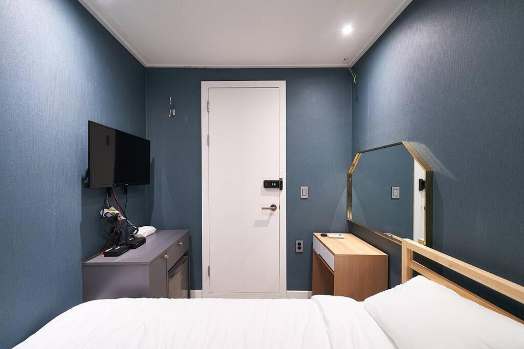 Hongik Station\ 3mins - Daf01 Apartamento *
