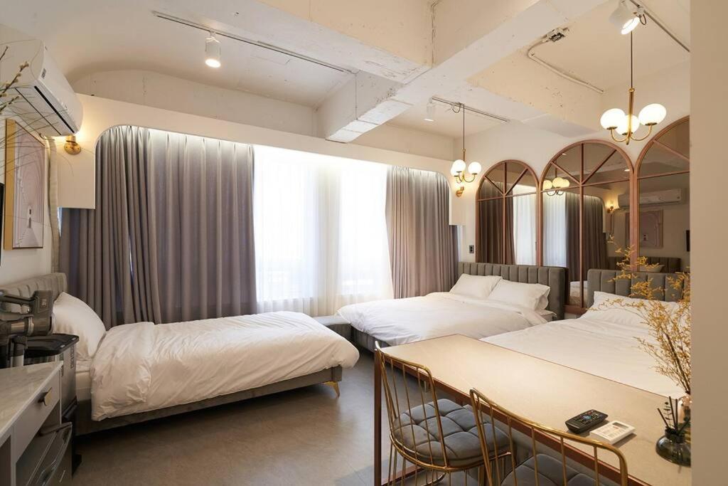 Hongik Station\ 3mins - Daf01 Apartment