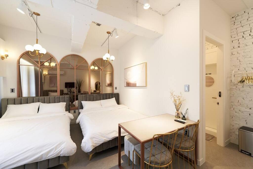 Apartamento Hongik Station\ 3mins - Daf01 *