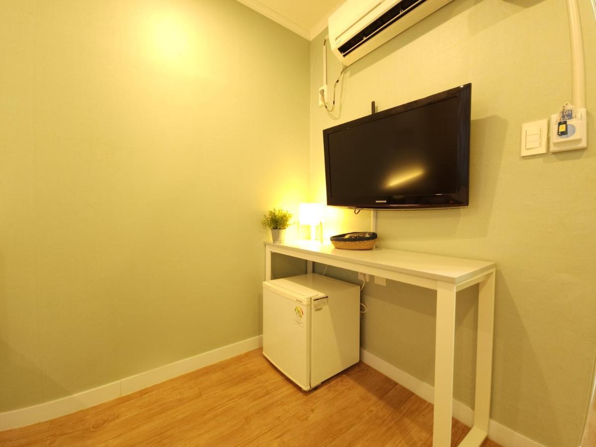 Oyo Rooftop Hotel 3*
