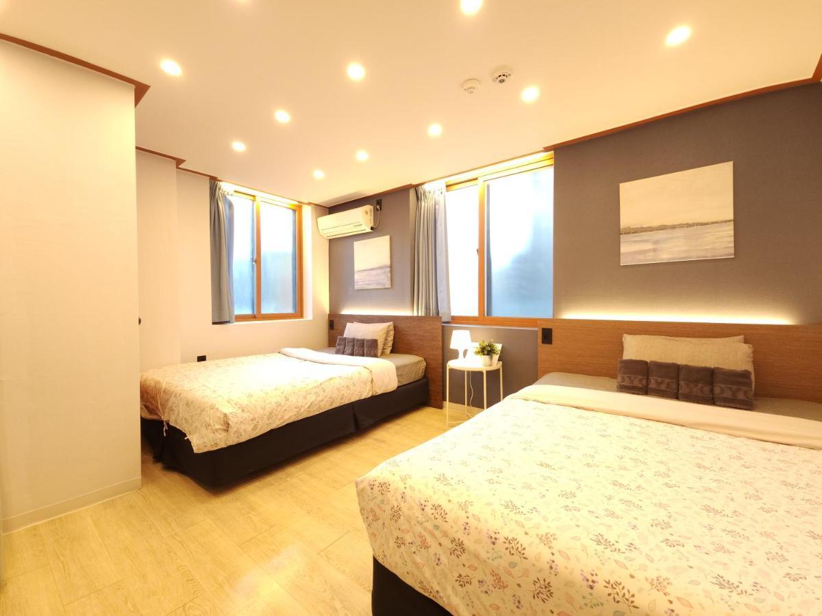 Oyo Rooftop Hotel