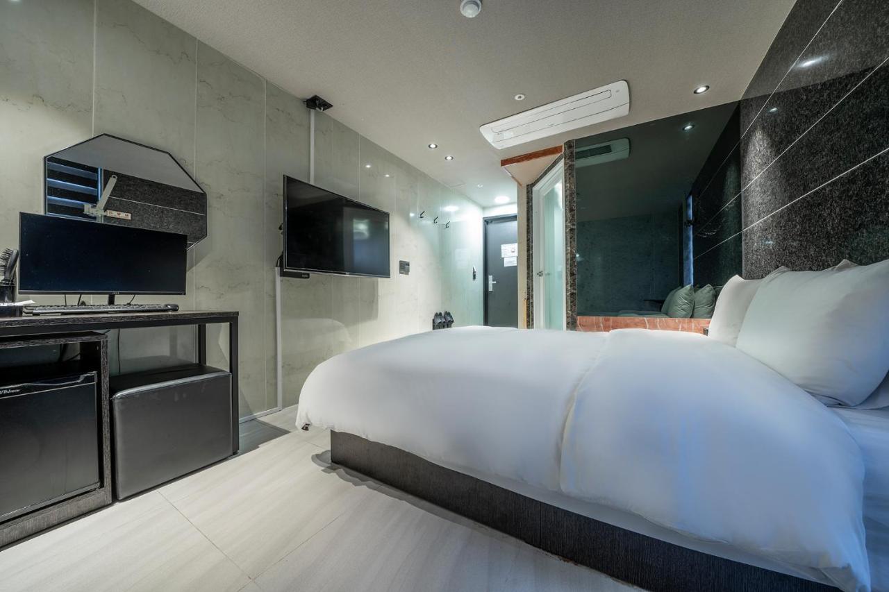 Mg Hotel