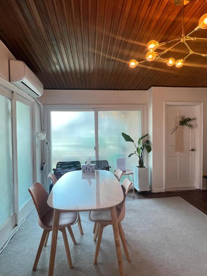 Villa Hongdae Sky View Private Roof Garden House 2br 2qb 1ssb Free Wifi Starbucks Capsule 외국인전용 *