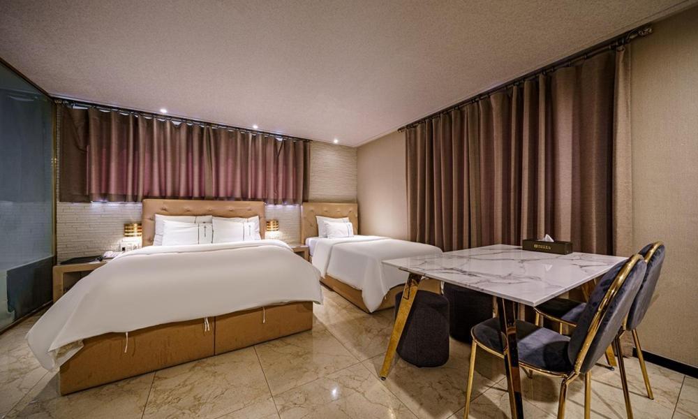 Sillim Urban Hotel Seoul