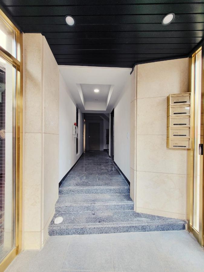 J.hill House Seul
