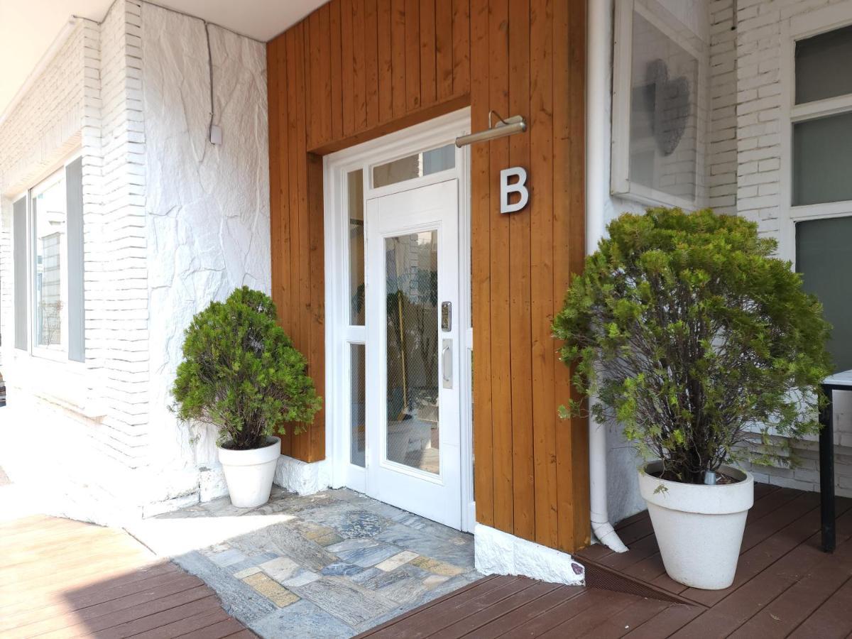 Hostel Oyo Myeongdong 5 *