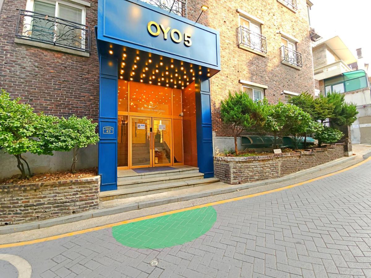 Asrama Oyo Myeongdong 5 Seoul