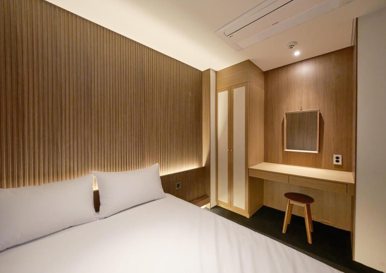 Uh The Myeongdong Hotel