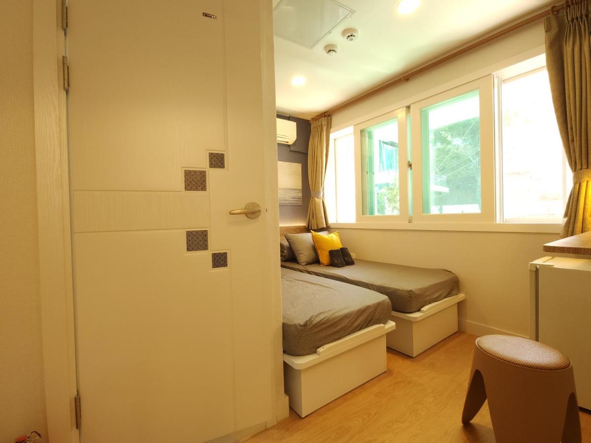 Oyo Myeongdong 5 *