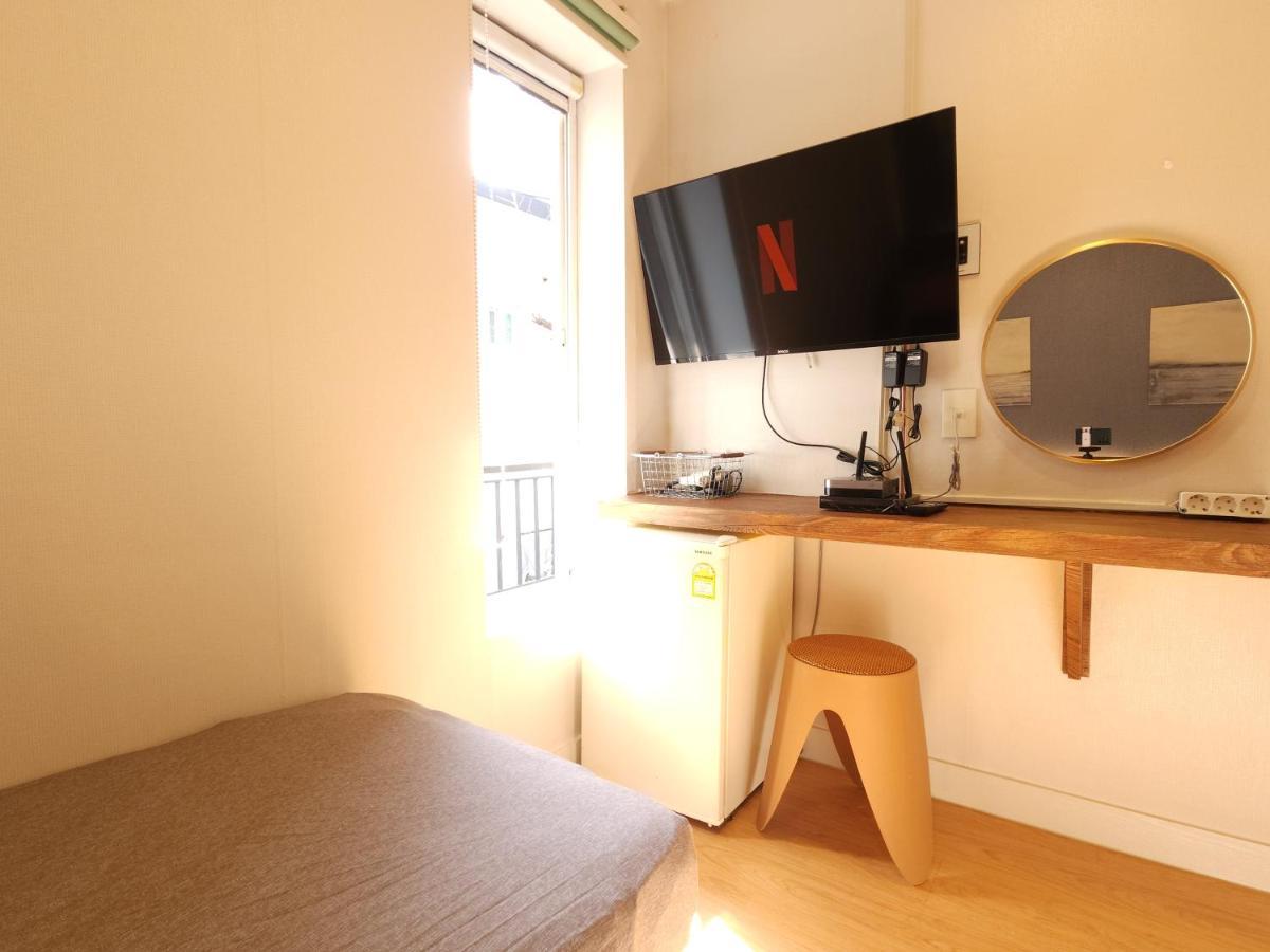 Hostel Oyo Myeongdong 5 Seoul