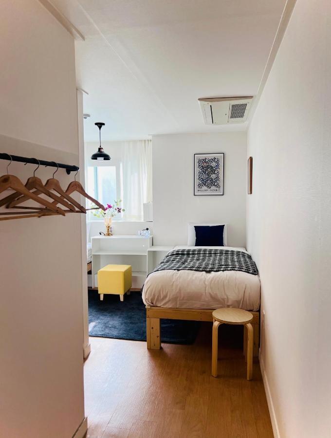 Hostel Ara125