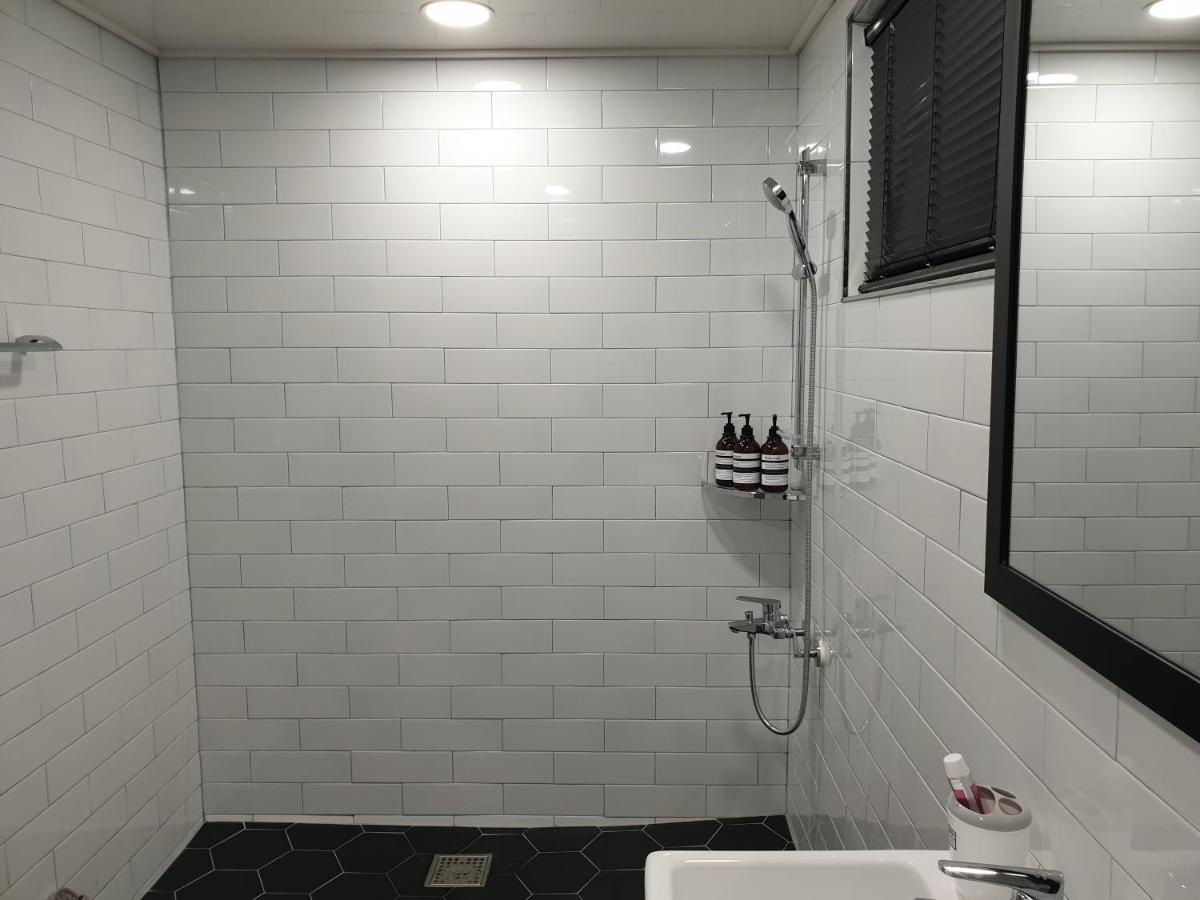 Complace D Apartment