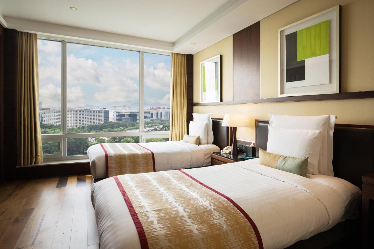 Hotel Marriott Executive 5*