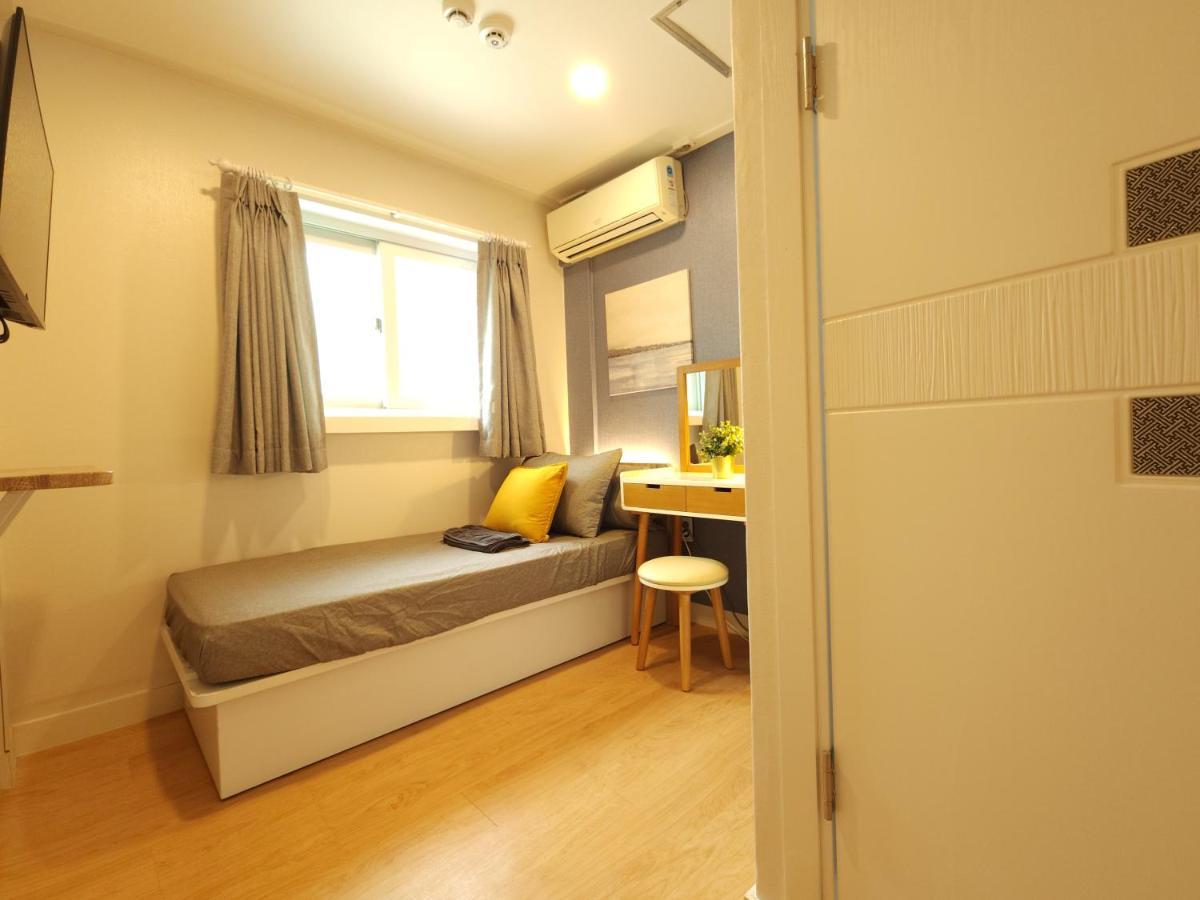 Hostel Oyo Myeongdong 5
