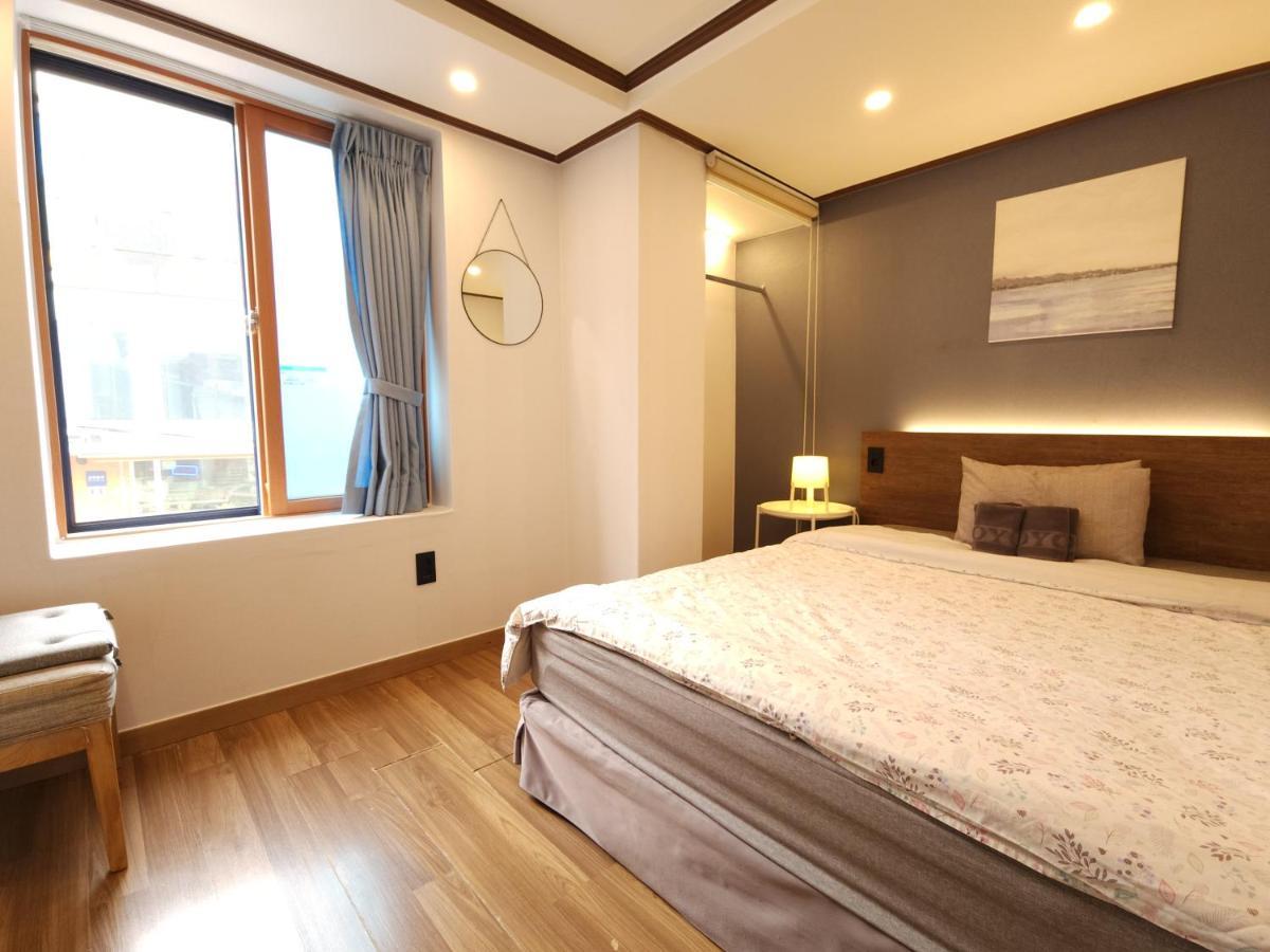 Oyo Rooftop Hotel