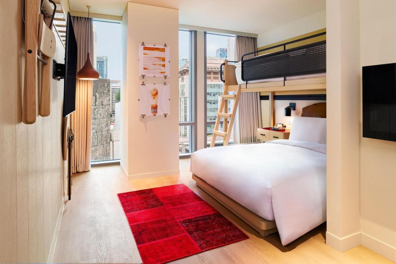 Hotel Moxy Myeongdong 3*