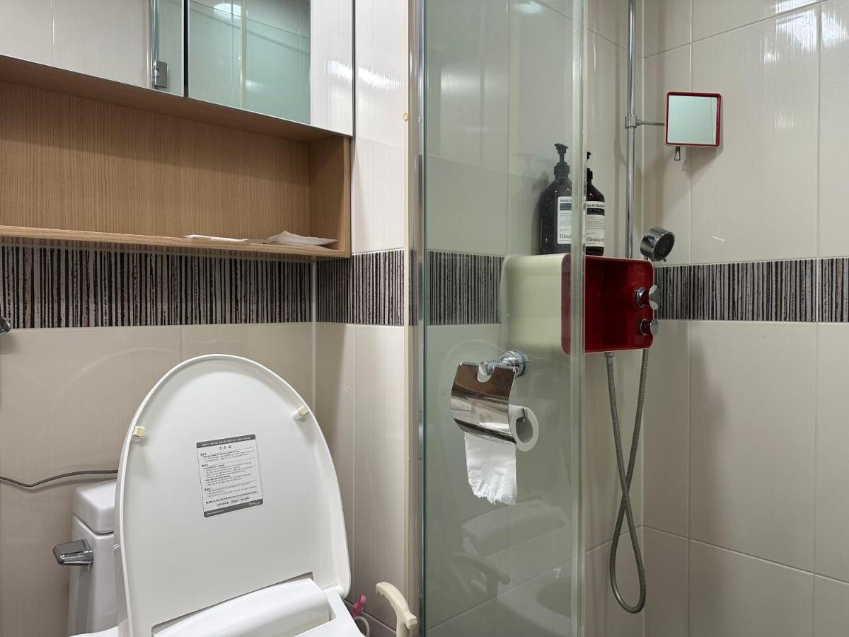 Apartment Station *