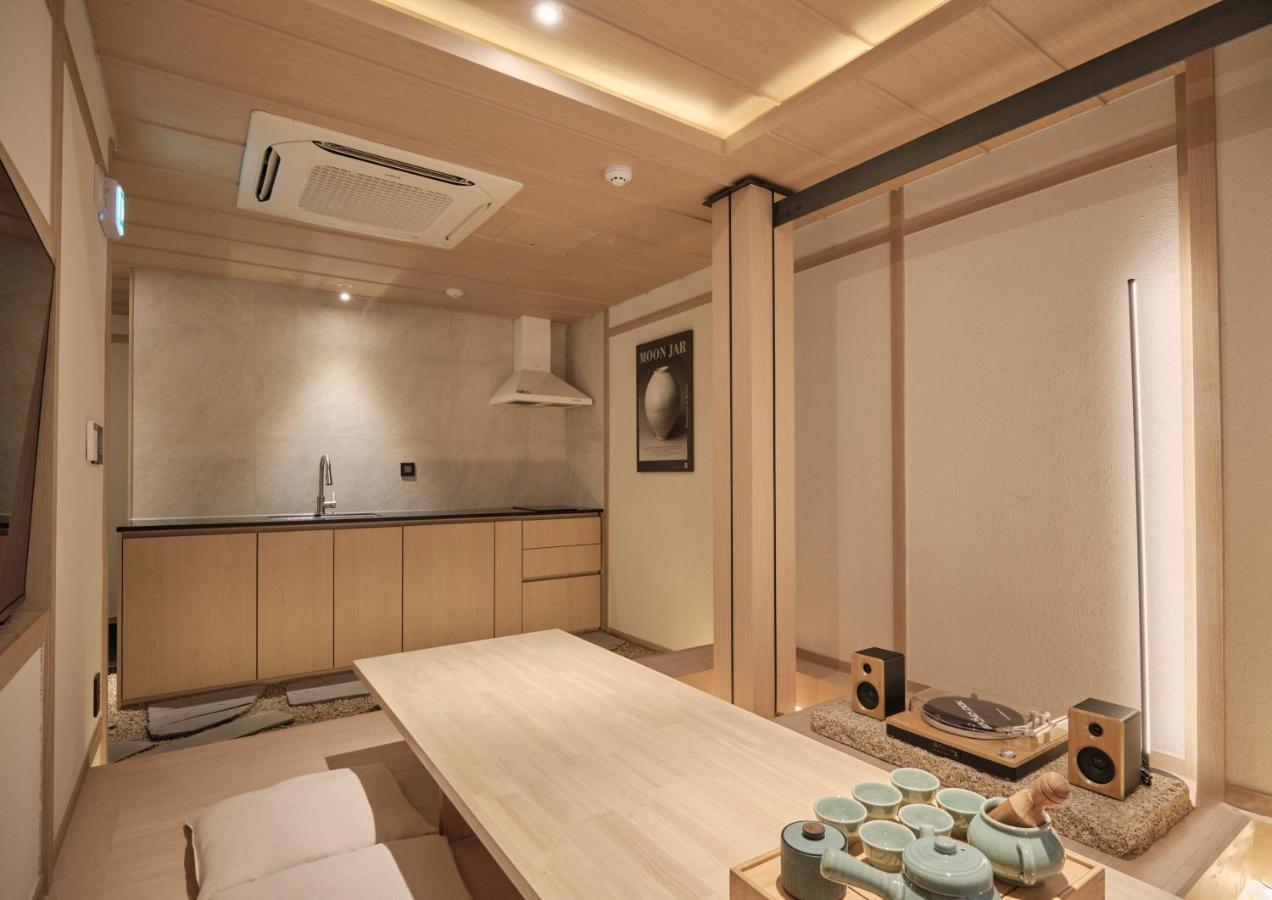 Uh Hotel Seoul