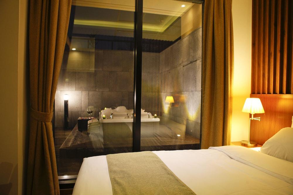 Doma Myeongdong 3*