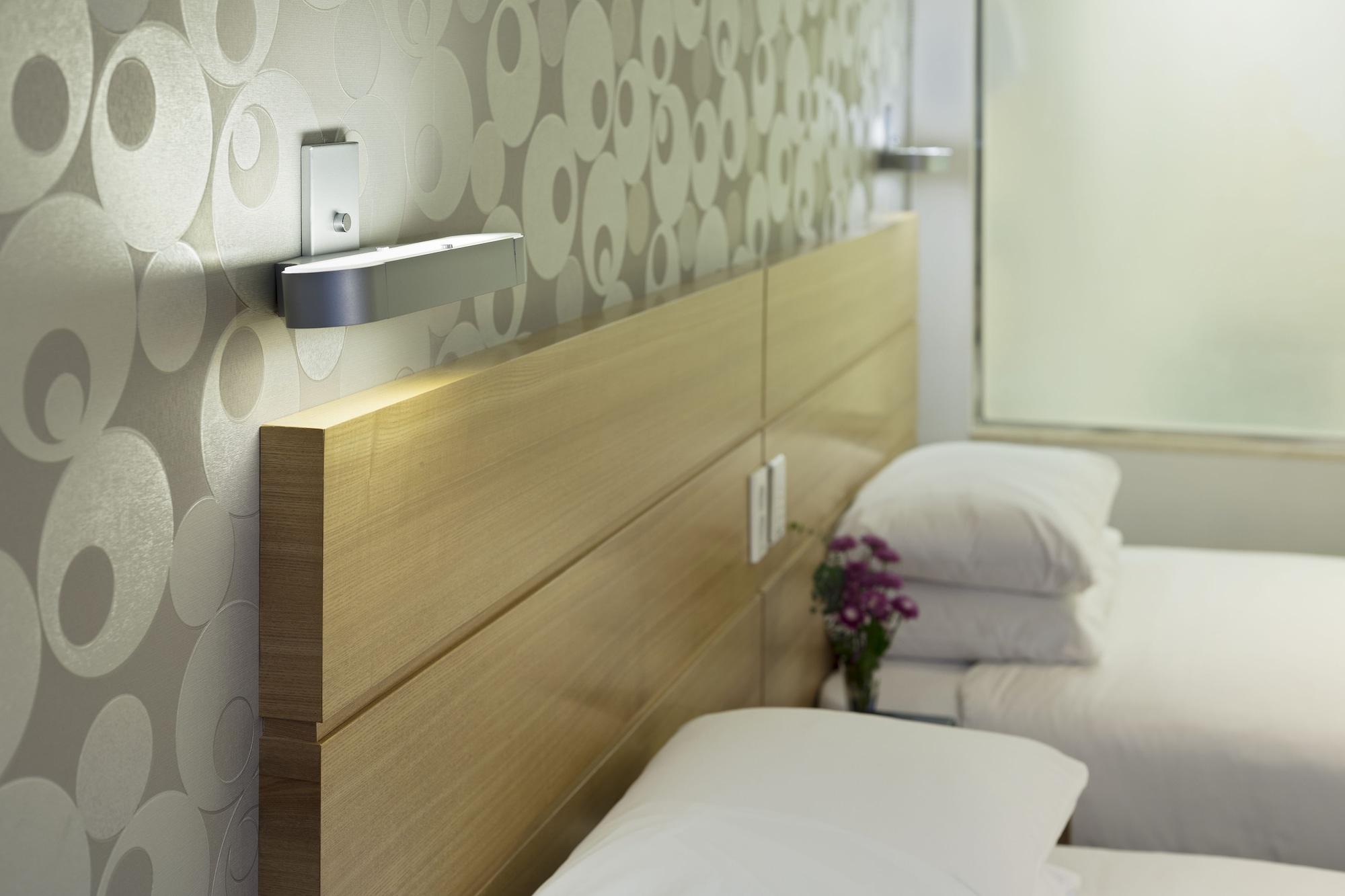 Nine Tree By Parnas Myeongdong 1 Hotel