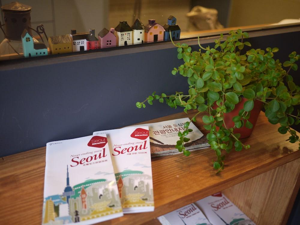 Hotel Cleo Hongdae Seoul