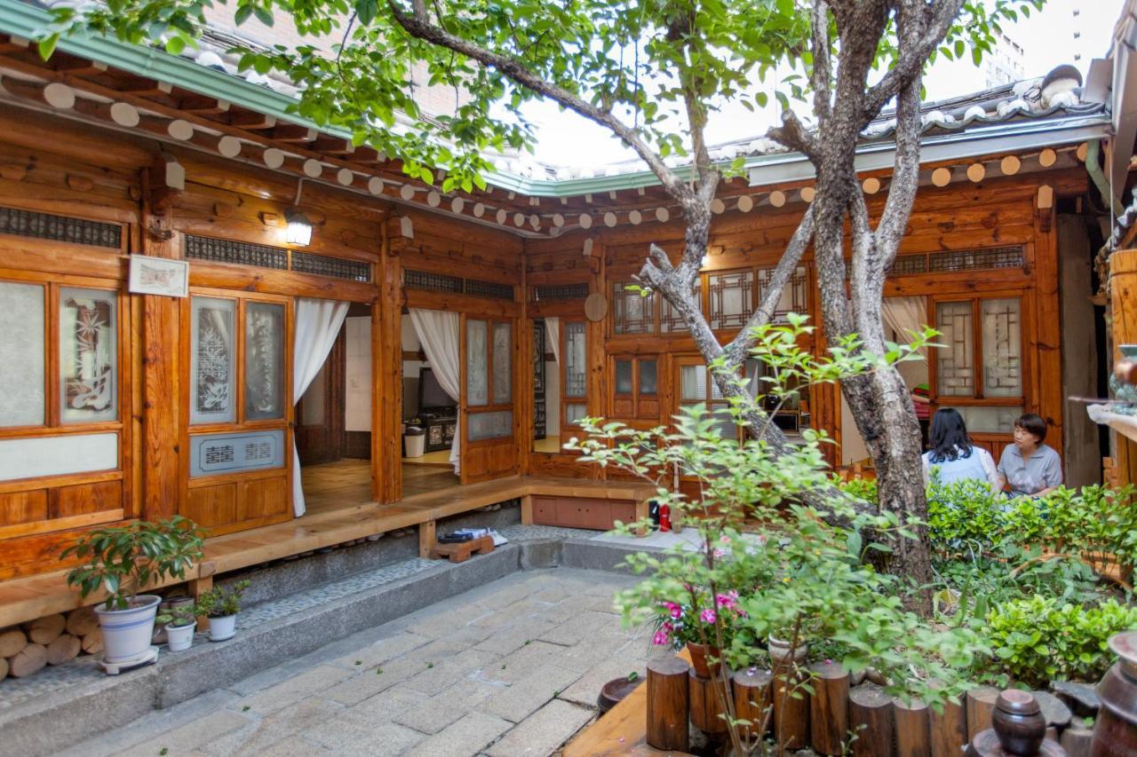 Dongmyo Hanok Sihwadang - Private Korean Style House In The Center With A Beautiful Garden * Seoul