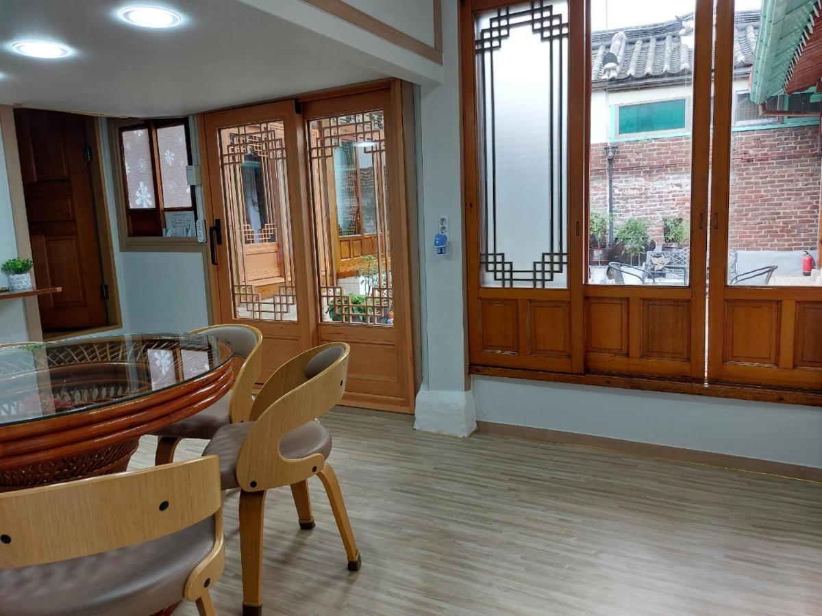 Leedo Hanok * Seoul