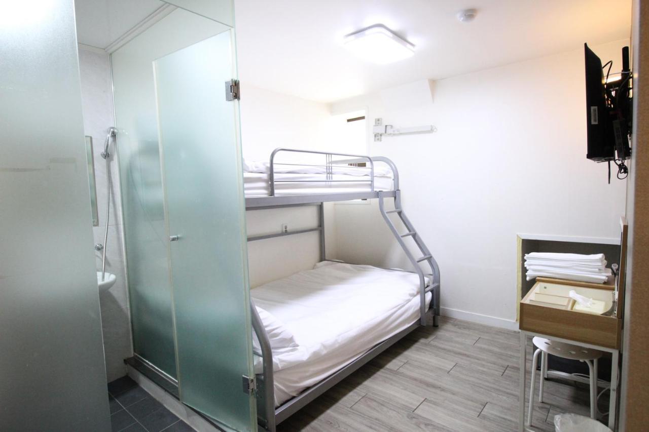 Ivory Albergue