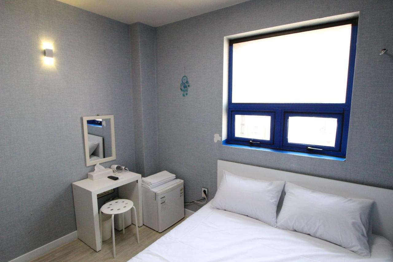 Ivory Albergue