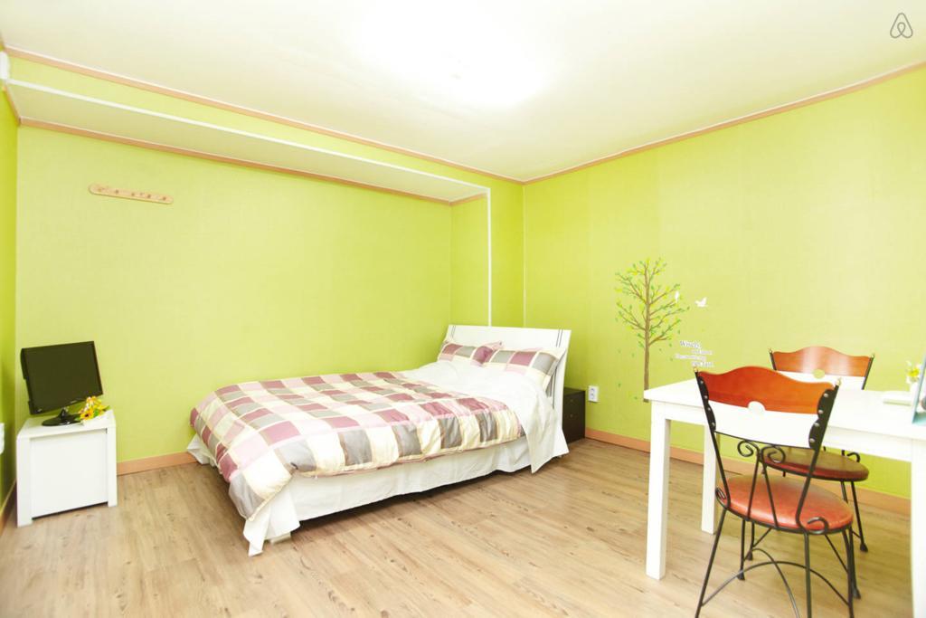 Cozy Place In Itaewon Seoul