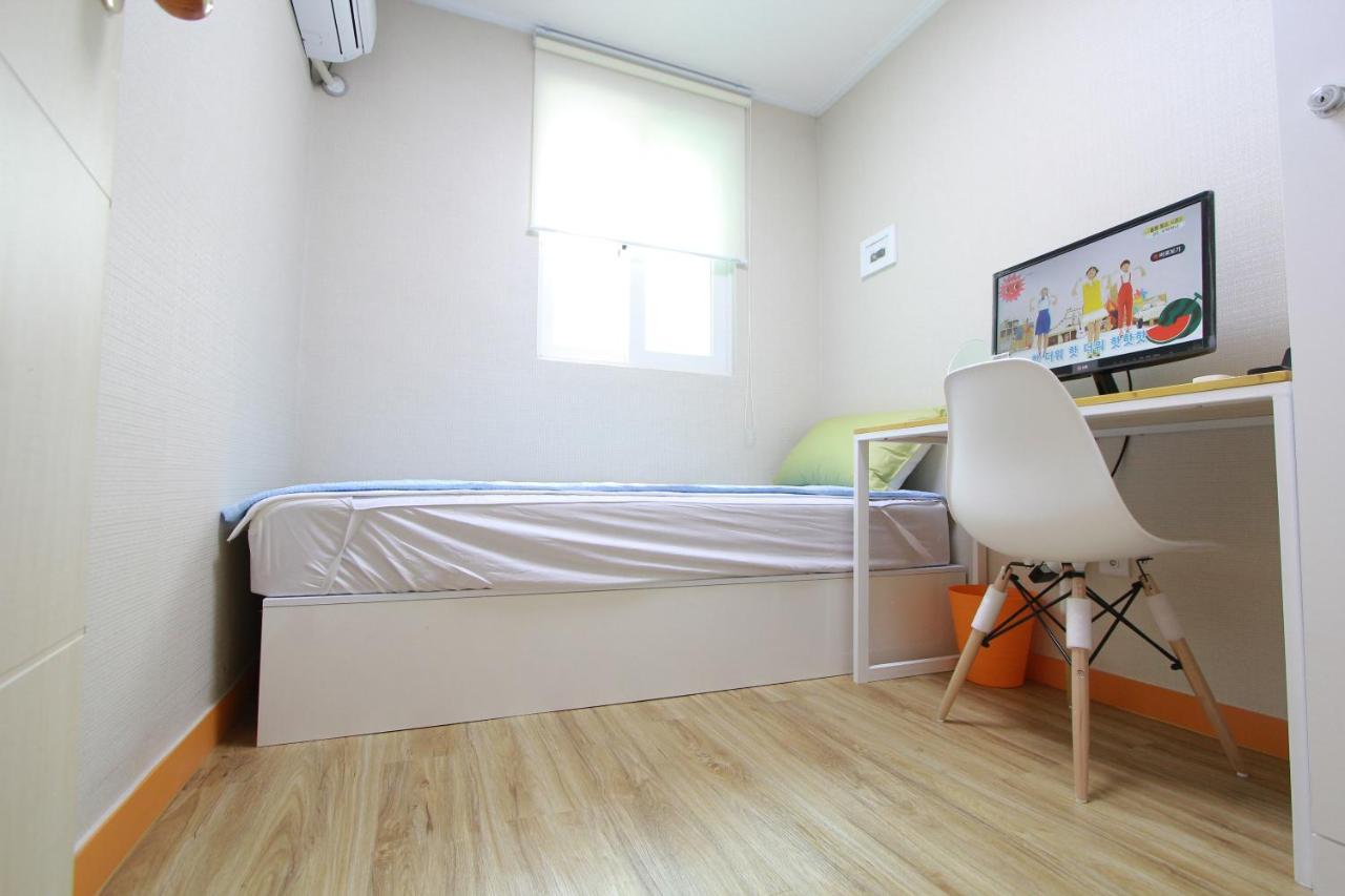 Hospedagem domiciliar Hongdae Guesthouse Cocon Stay - Female Only *