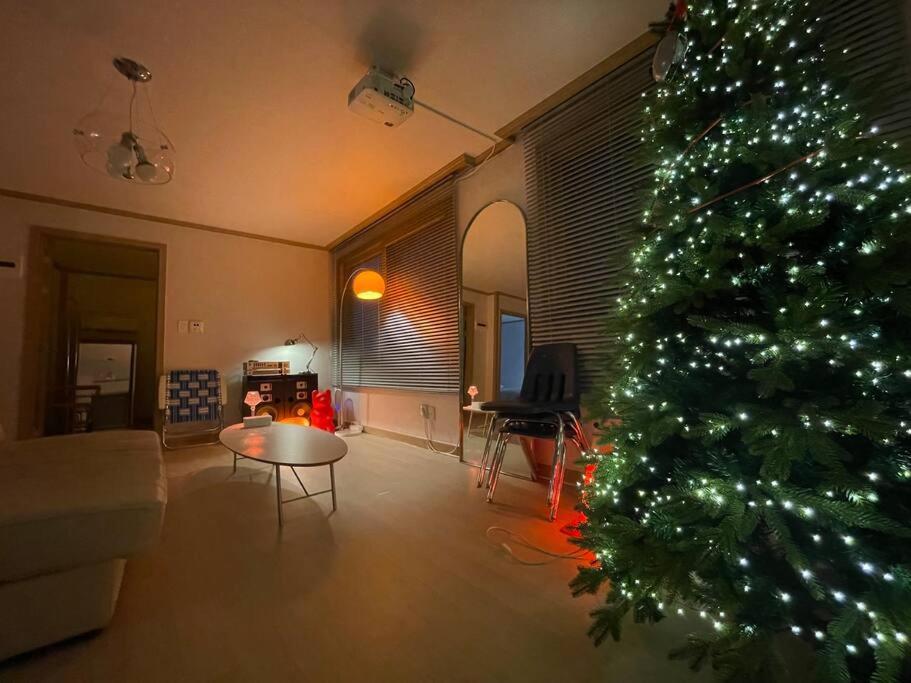 Aufn Orange Bulb Holiday home